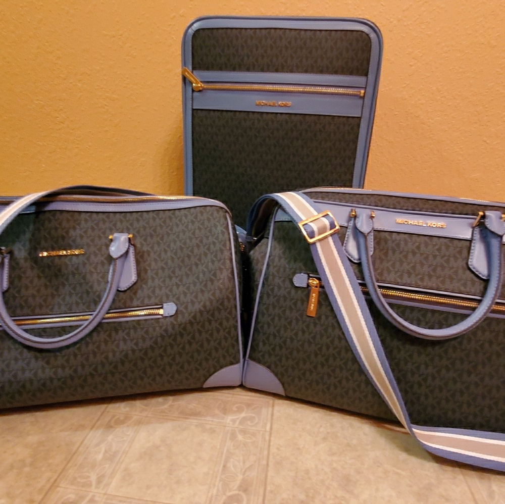 Michael Kors 3-Piece Travel Set, French Blue
